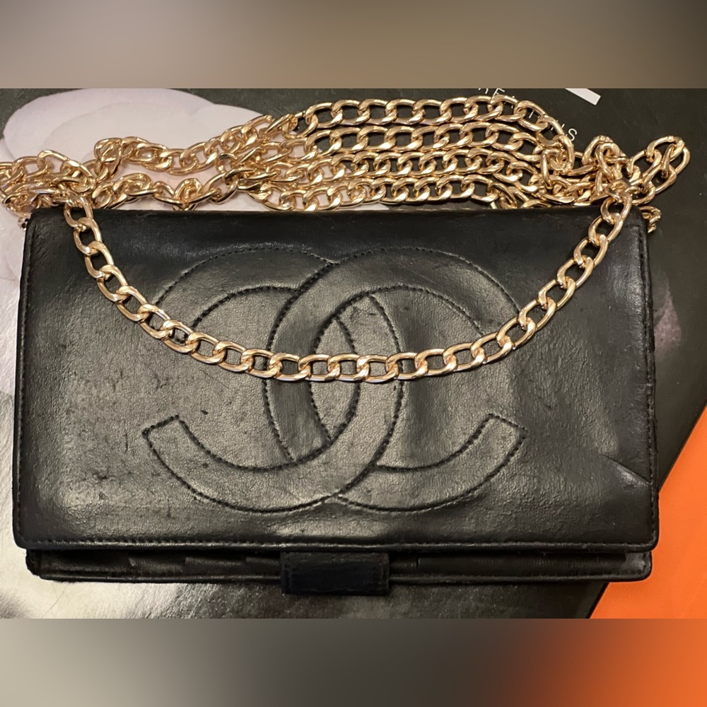 CHANEL CC Logo Vintage Leather Long Wallet
